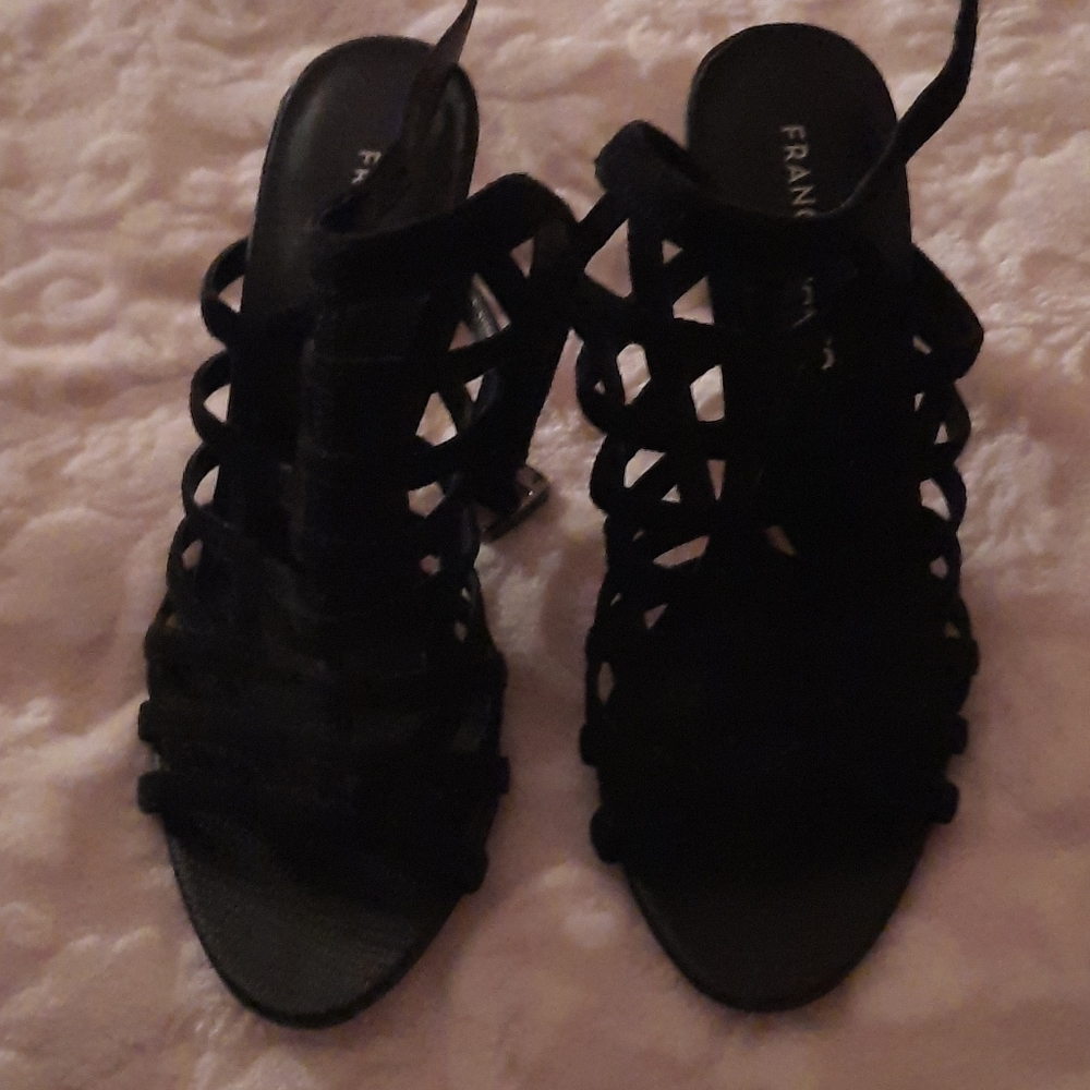 Shoes - Picture 2 of 4